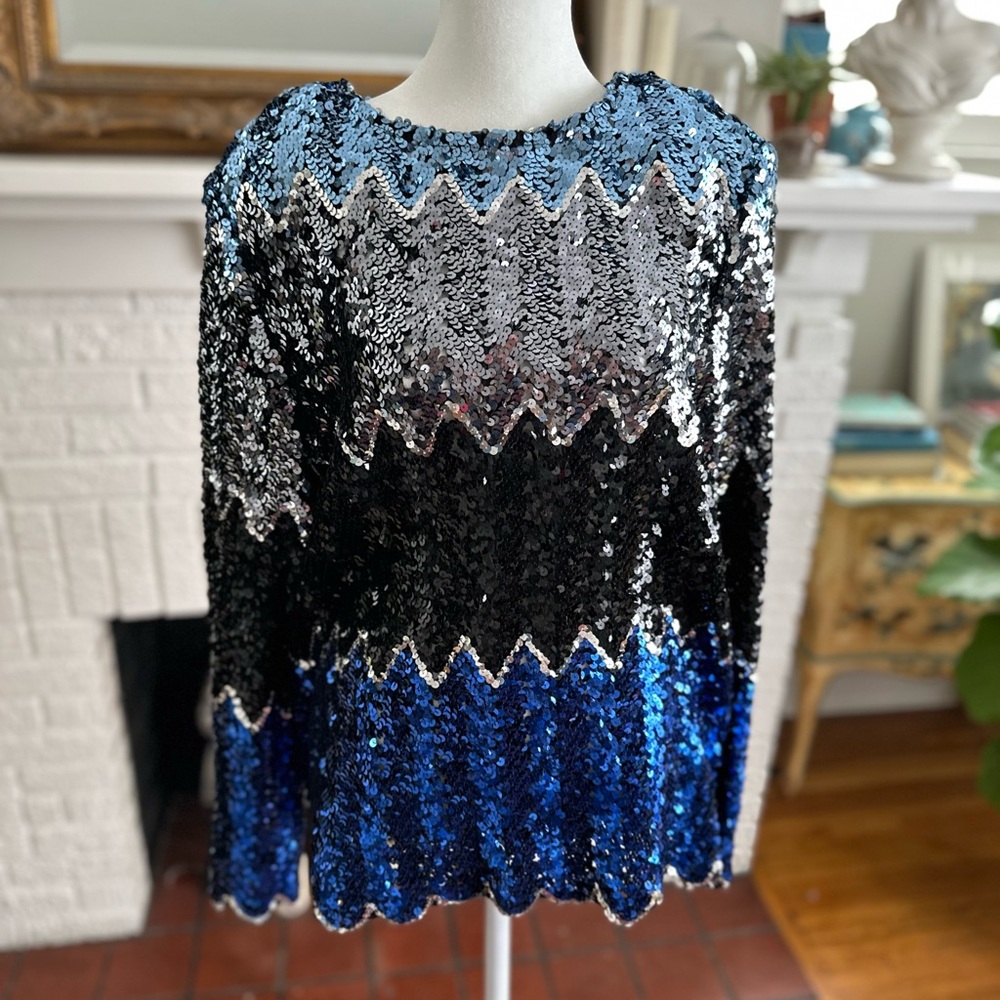Sequin Zigzag Patterned Top